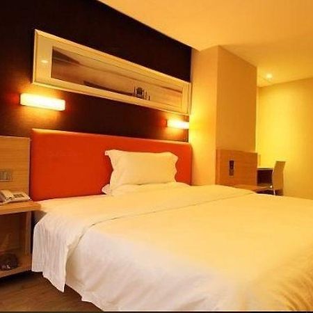 7 Days Premium Hotel Guilin Seven Star Internation Exterior foto
